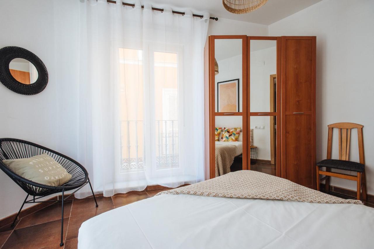 Homeyseville- Bright Apartment At Santa Cruz 6 Pax, Parking Optional Exterior photo